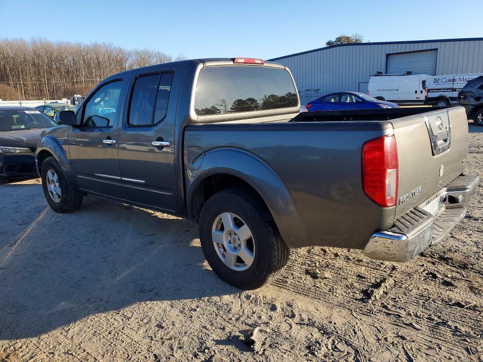 2006 Nissan Frontier Crew cab le