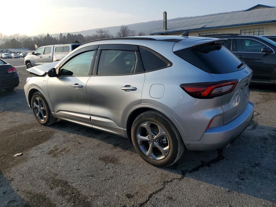 2024 Ford Escape st Line
