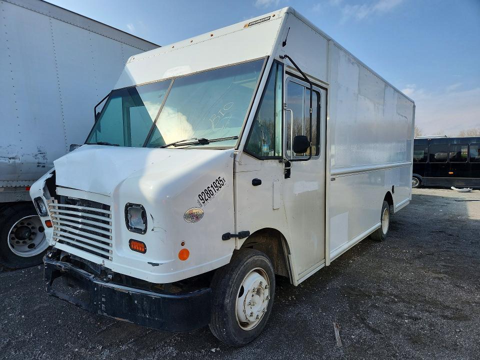 2022 Freightliner Chassis-Delivery Truck