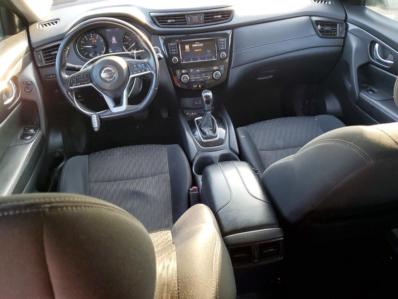 2018 Nissan Rogue s