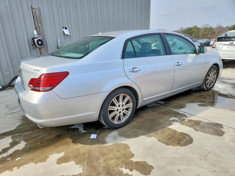 2009 Toyota Avalon xl