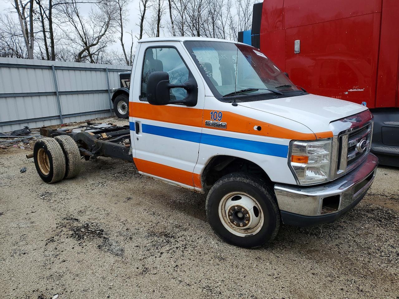 2014 Ford E350 Truck Cab AND Chassis