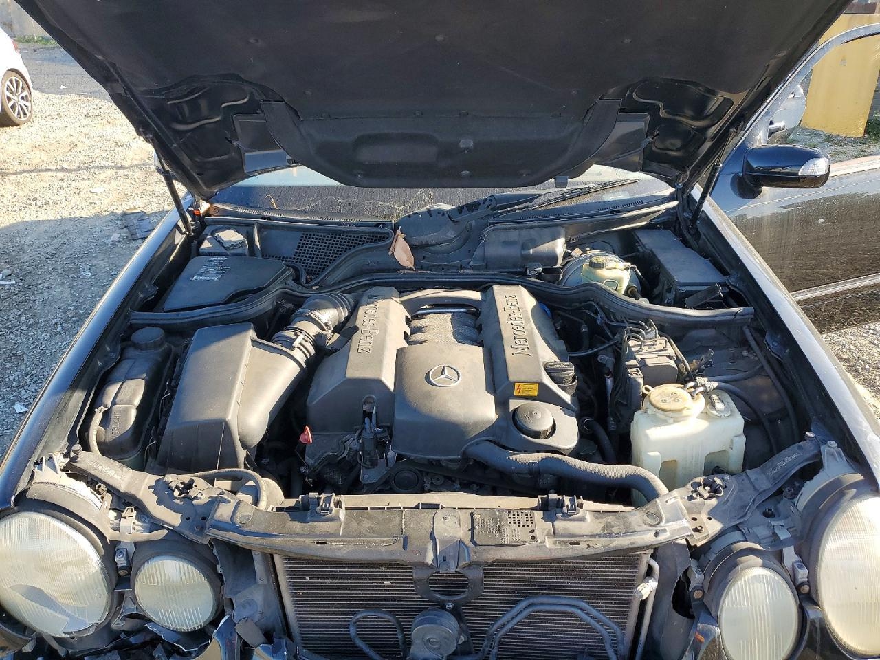 2000 Mercedes-Benz E 320
