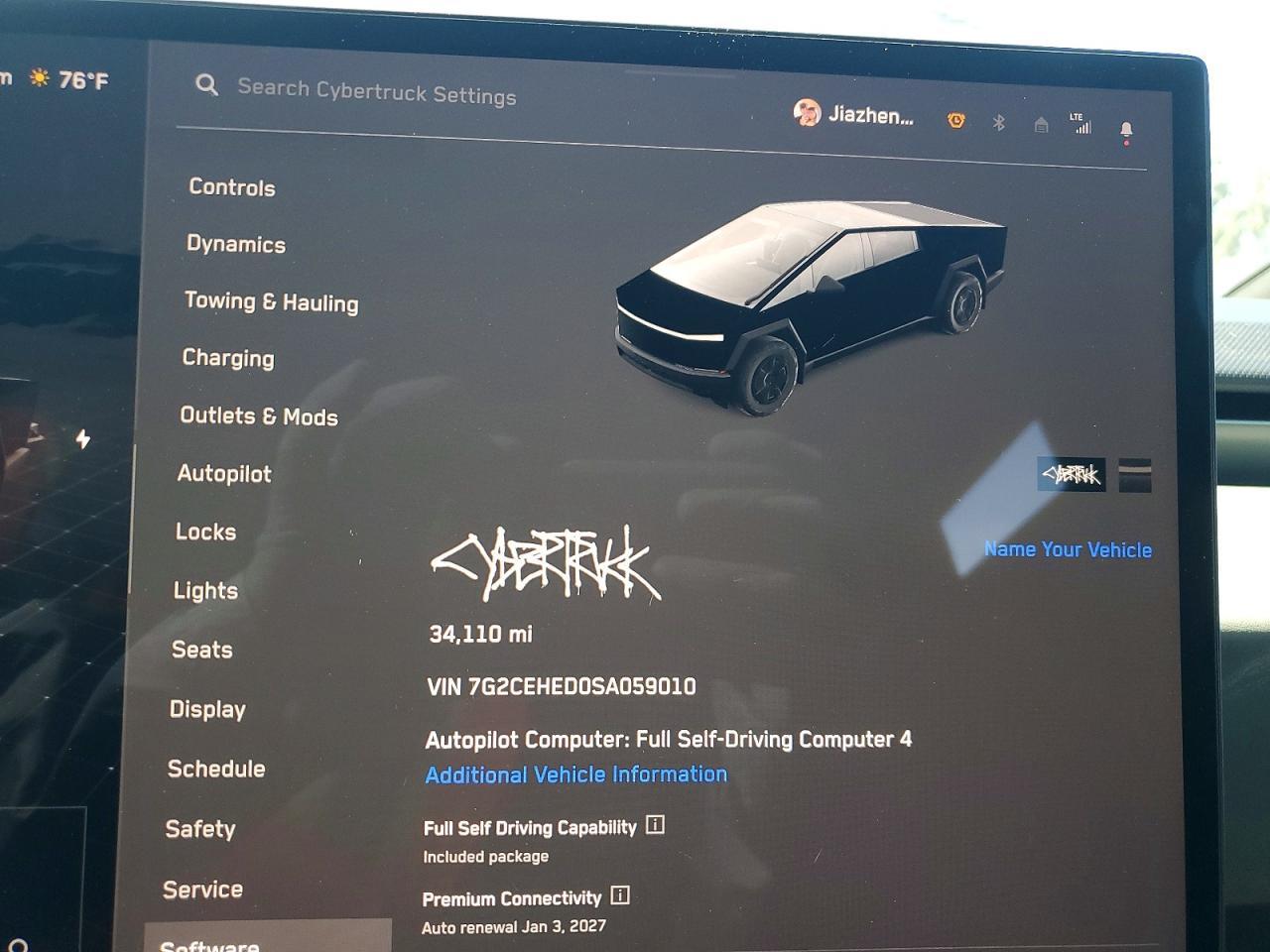 2025 Tesla Cybertruck