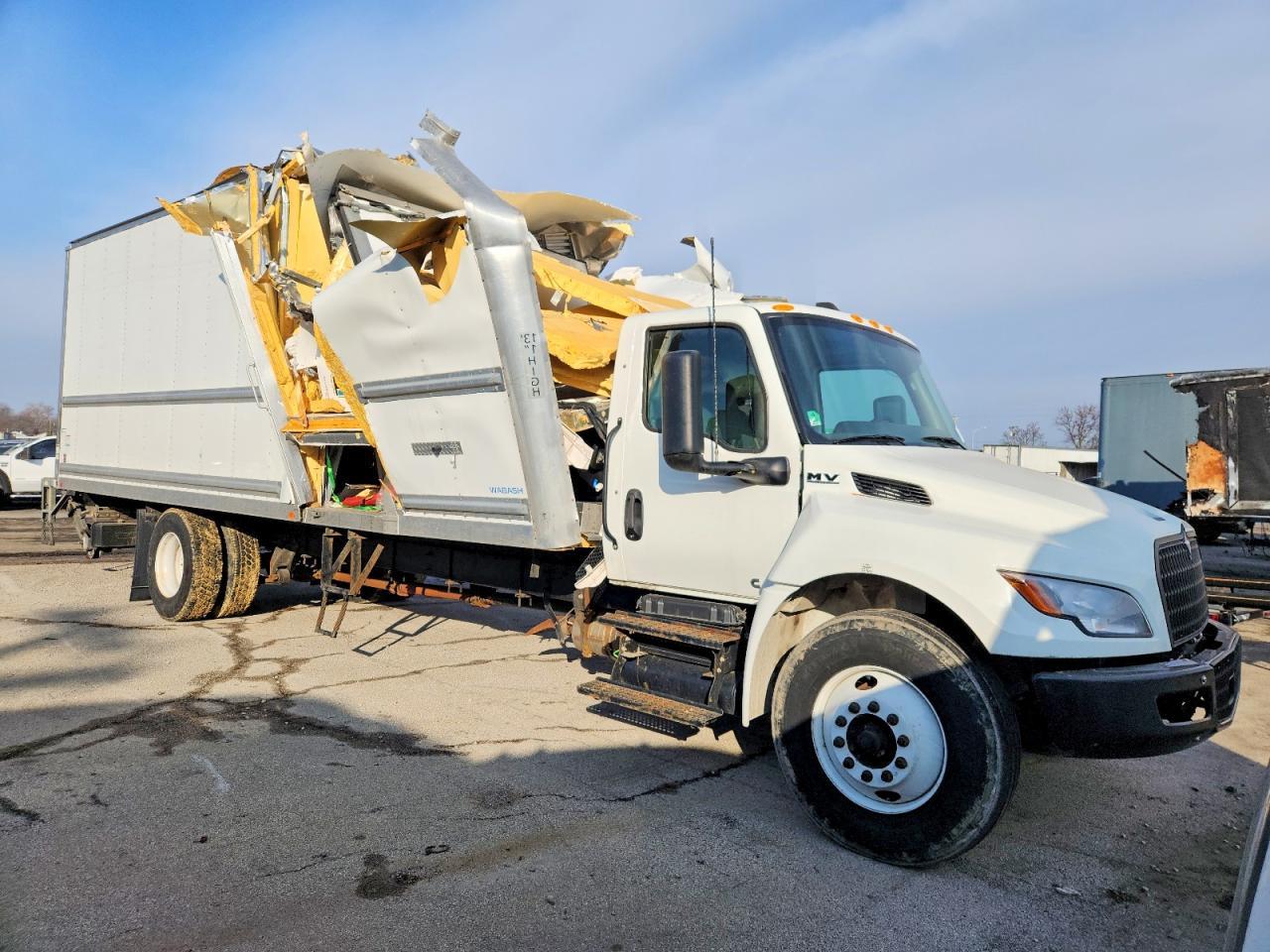 2023 International MV607 Refrigerated BOX Truck