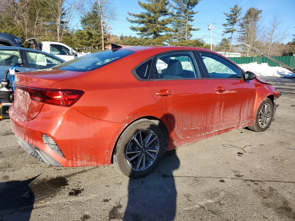 2023 KIA Forte lxs