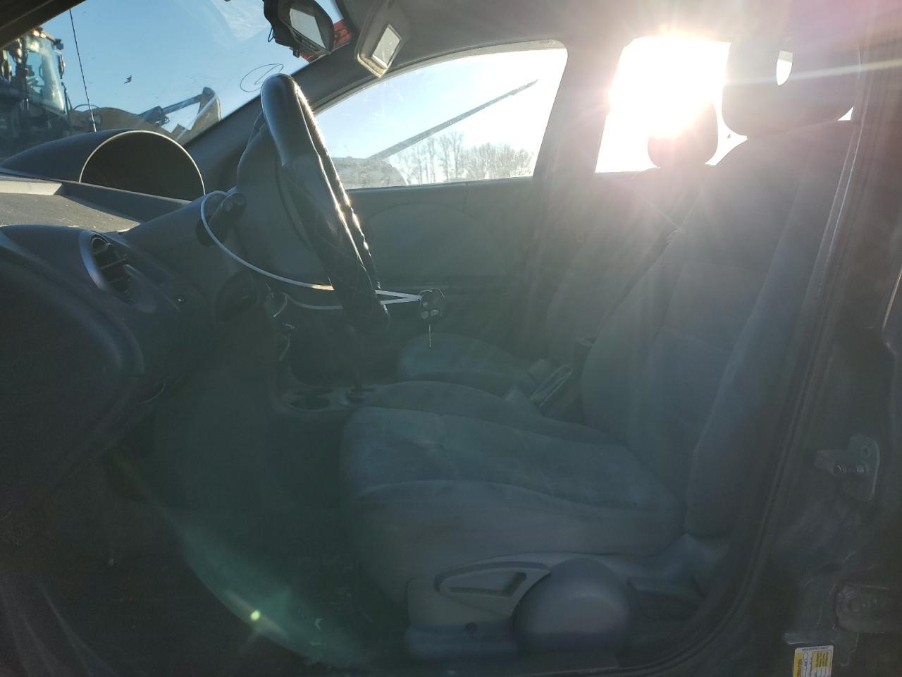 2006 Saturn Ion Level 2