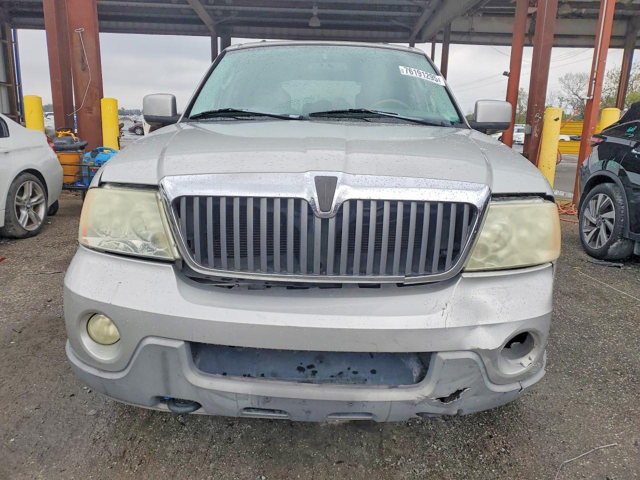 2004 Lincoln Navigator