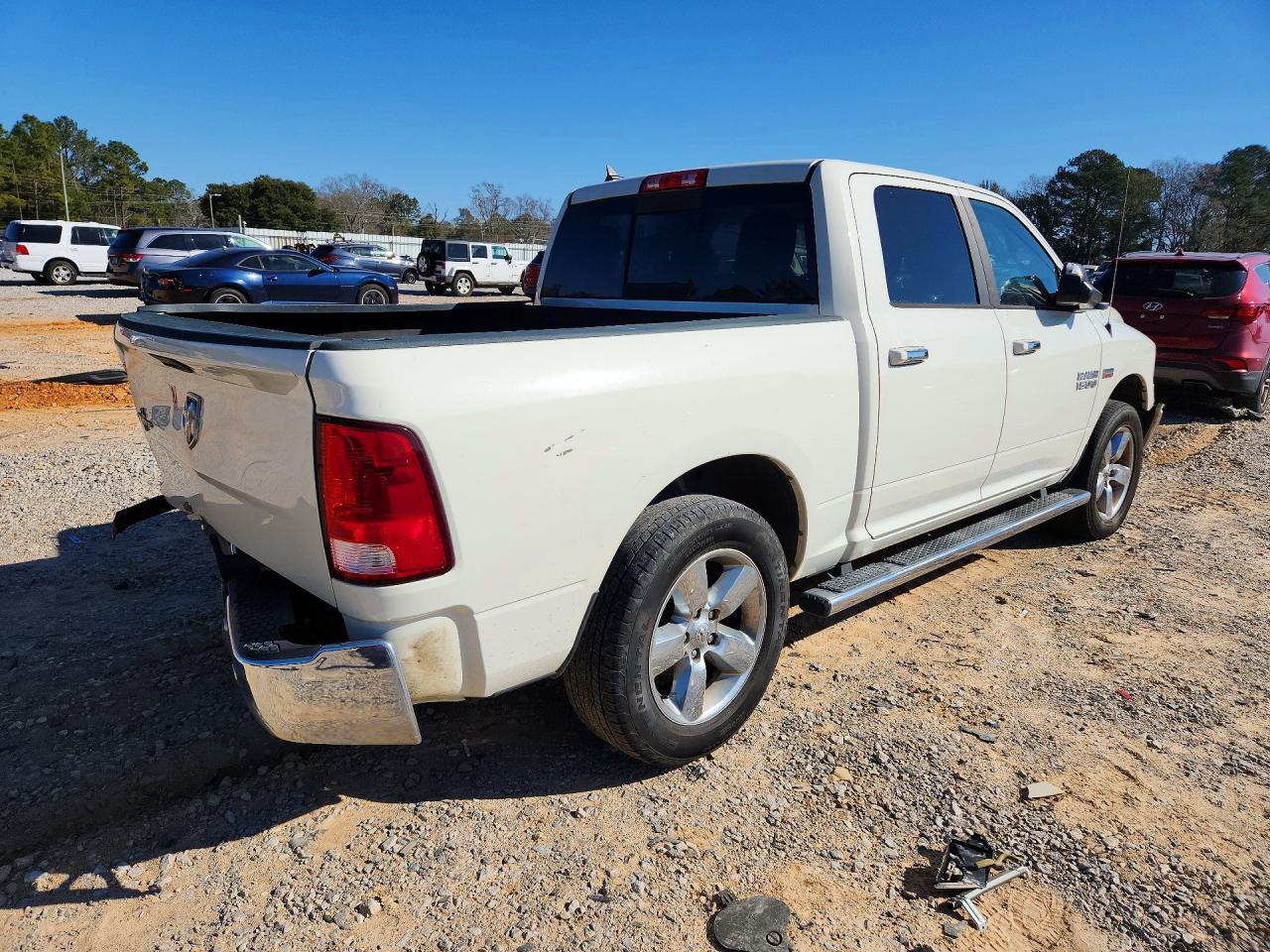 2016 Dodge RAM 1500 SLT