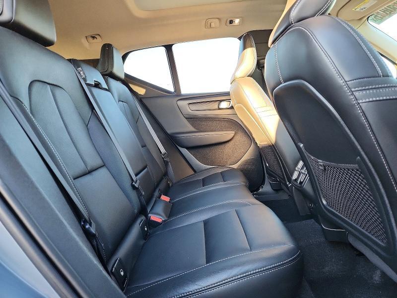 2021 Volvo Xc40 T5 Momentum