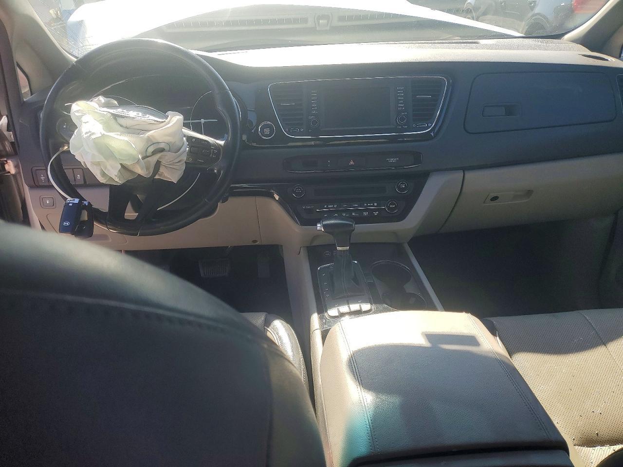 2017 KIA Sedona ex
