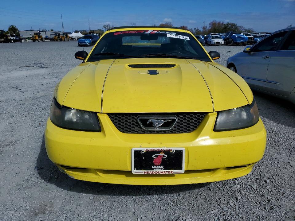 2001 Ford Mustang