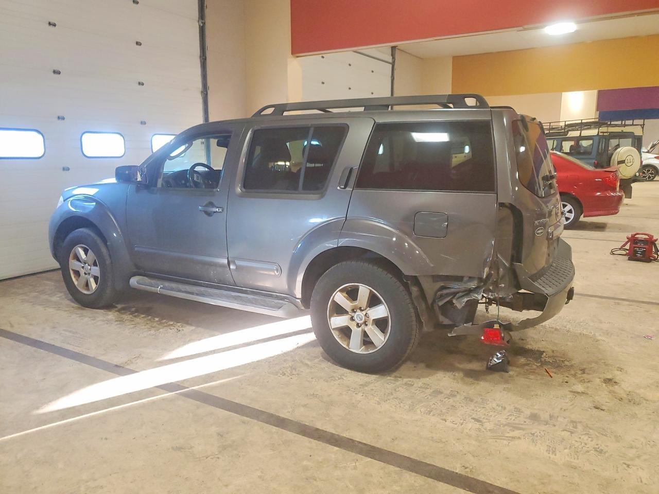 2008 Nissan Pathfinder s