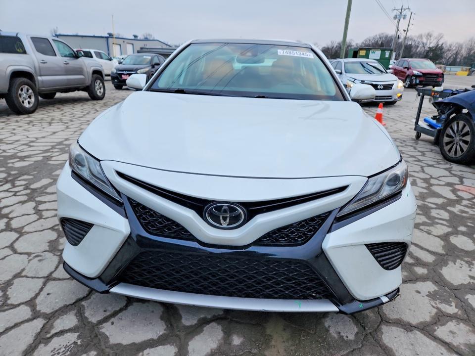 2019 Toyota Camry xse