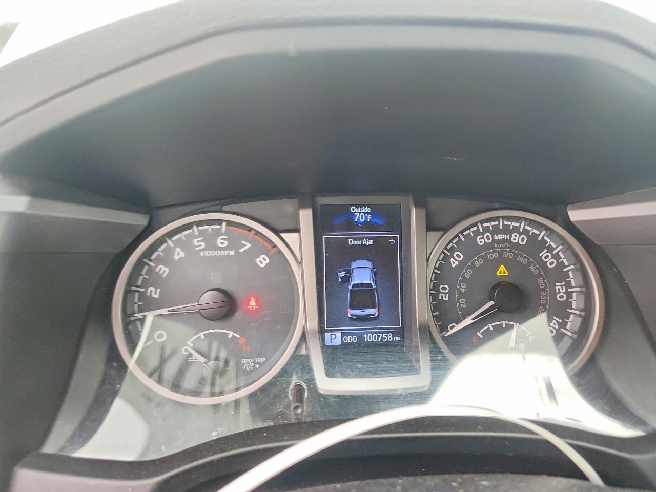 2018 Toyota Tacoma SR5 V6