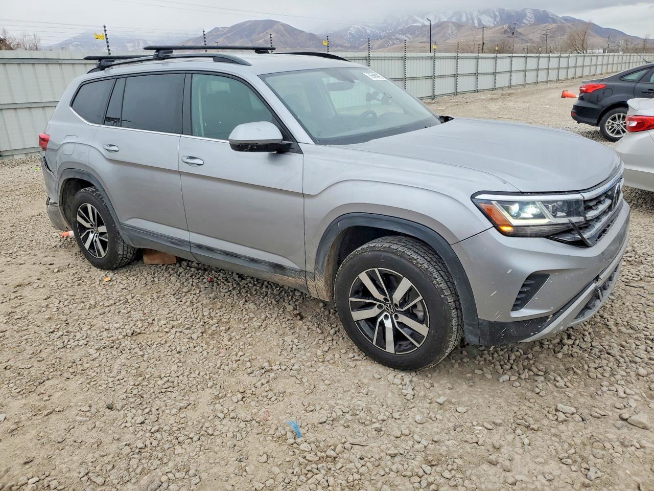 2022 Volkswagen Atlas se