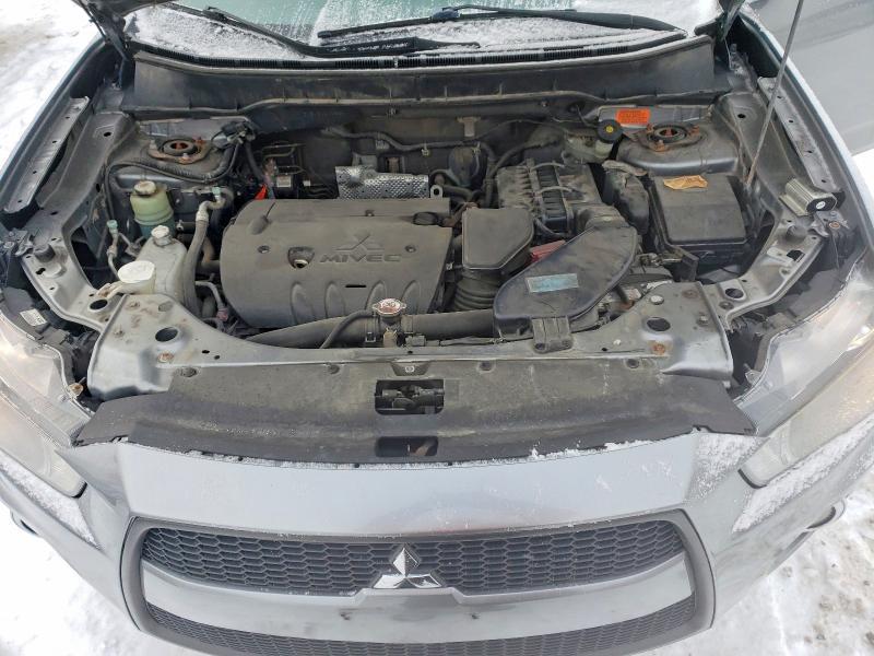 2013 Mitsubishi Outlander es