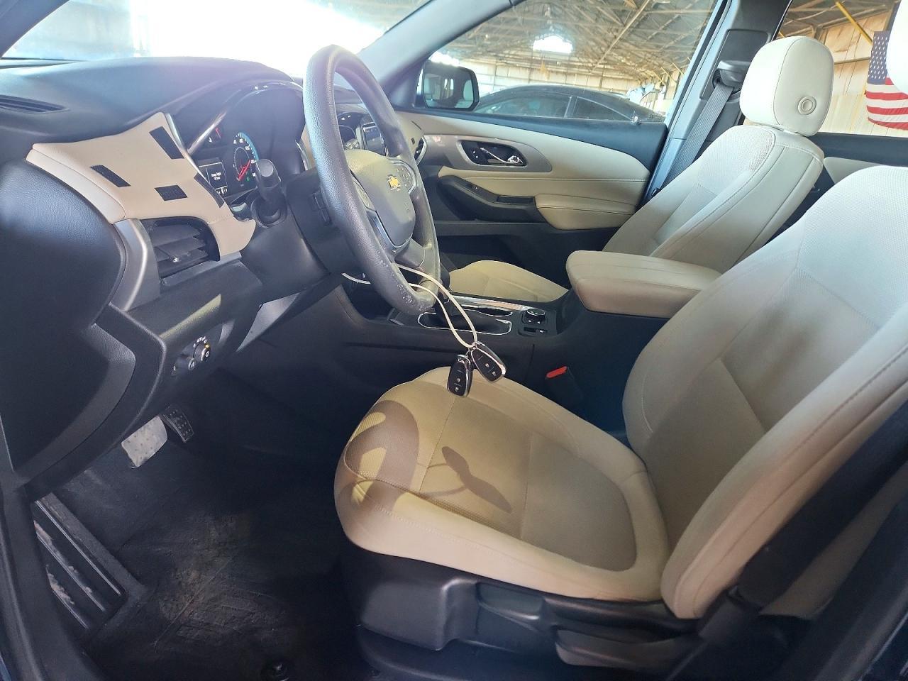 2022 Chevrolet Traverse ls