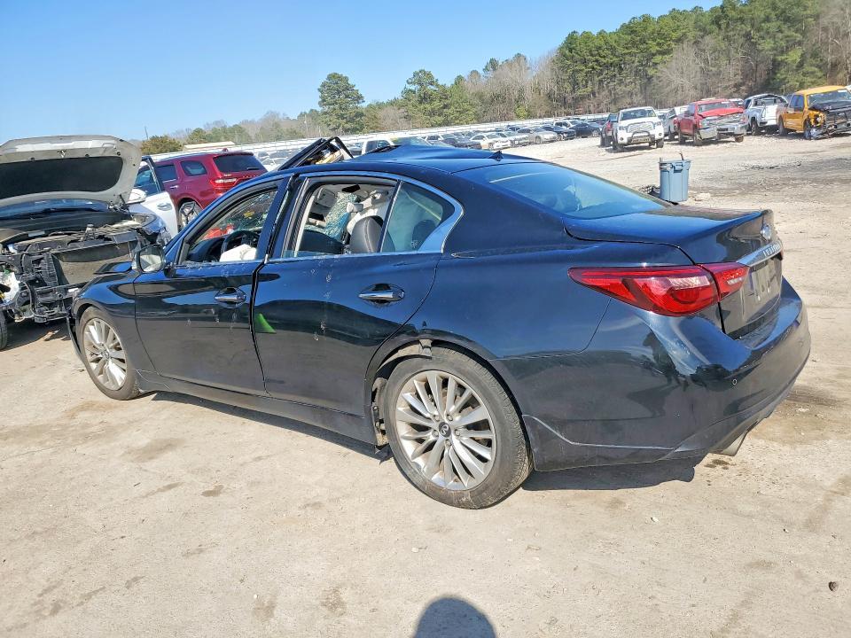 2021 Infiniti Q50 Luxe
