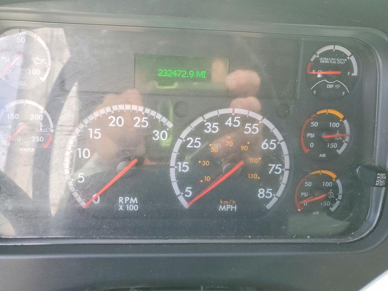2019 Freightliner M2 106 MED-Semi Truck
