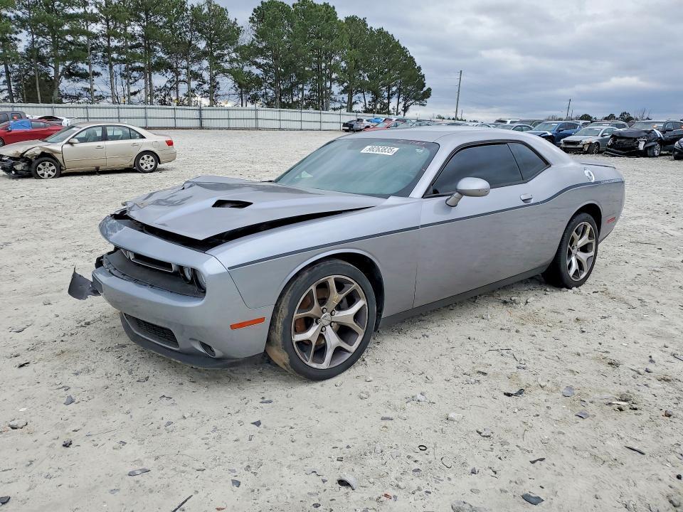 2015 Dodge Challenger sxt Plus