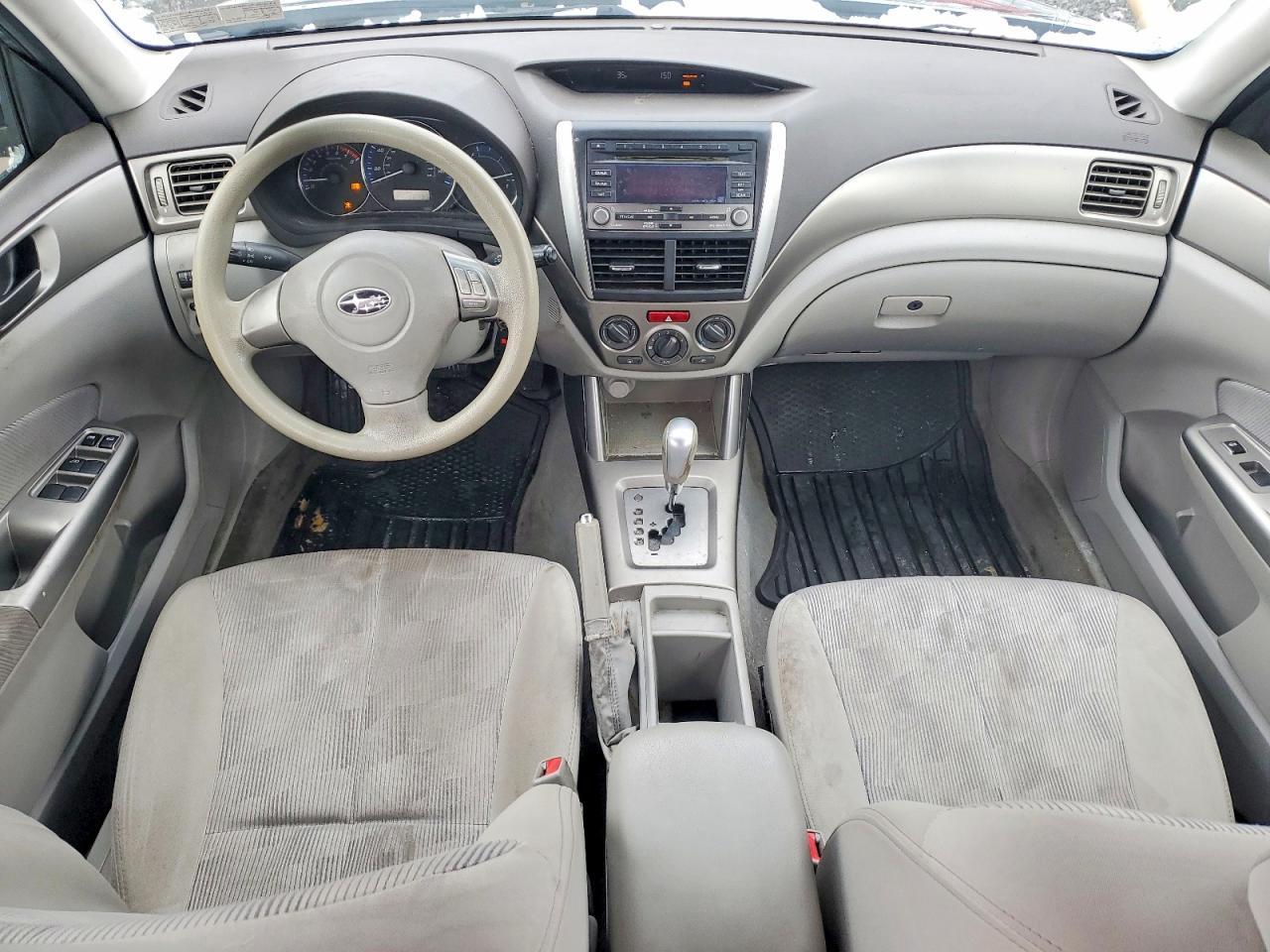 2010 Subaru Forester xs