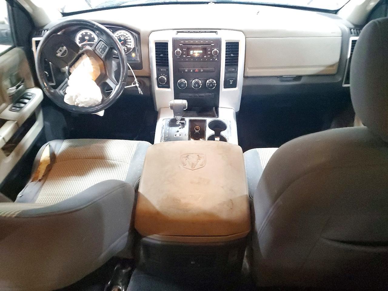 2012 Dodge RAM 1500 SLT