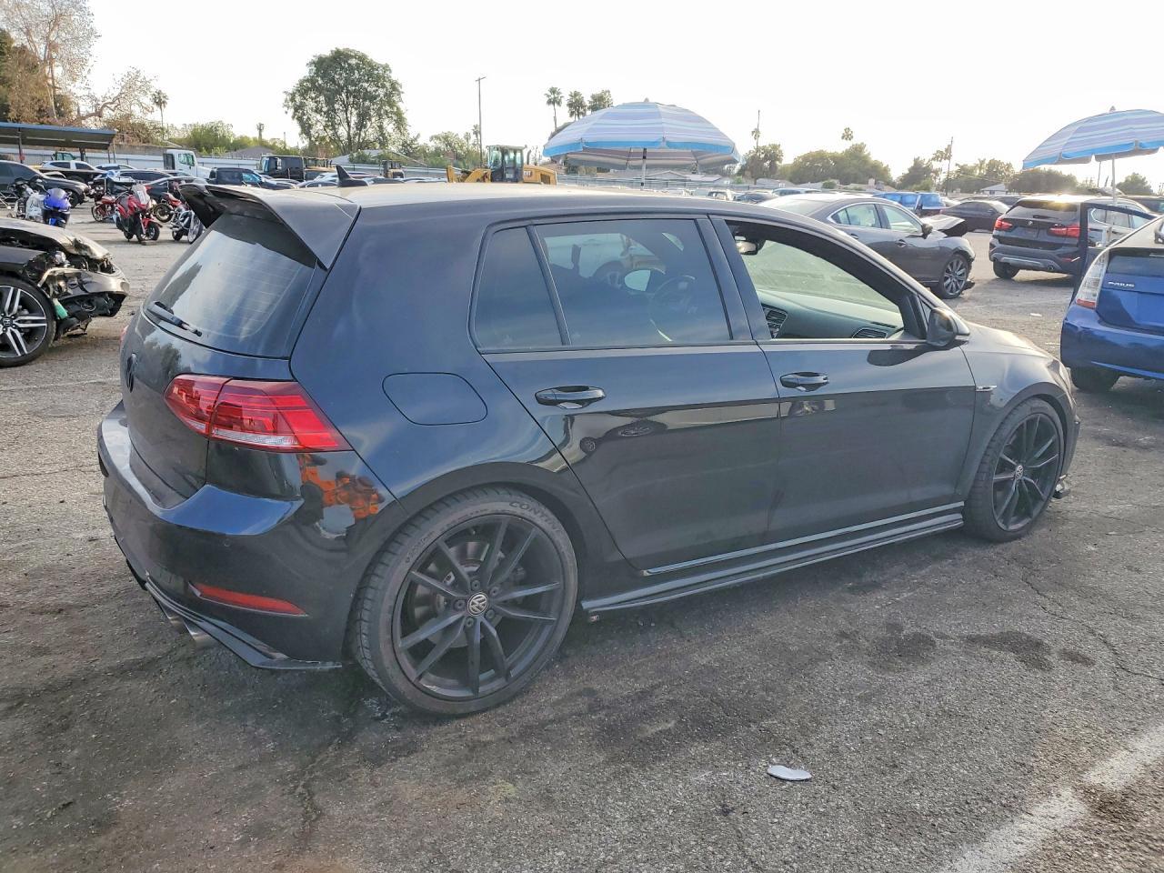 2019 Volkswagen Golf r