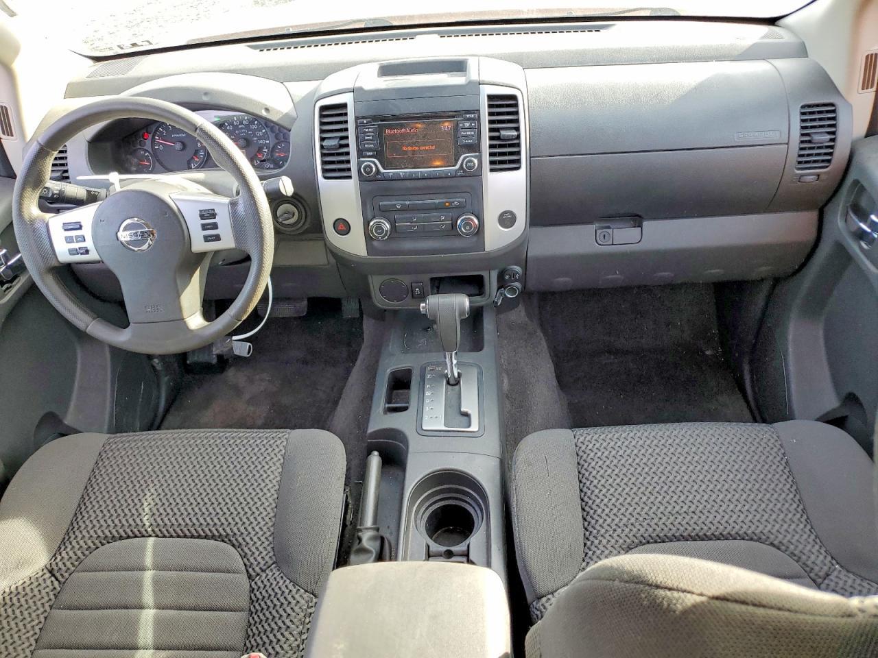 2017 Nissan Frontier SV