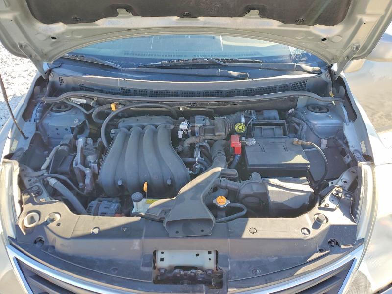2012 Nissan Versa s