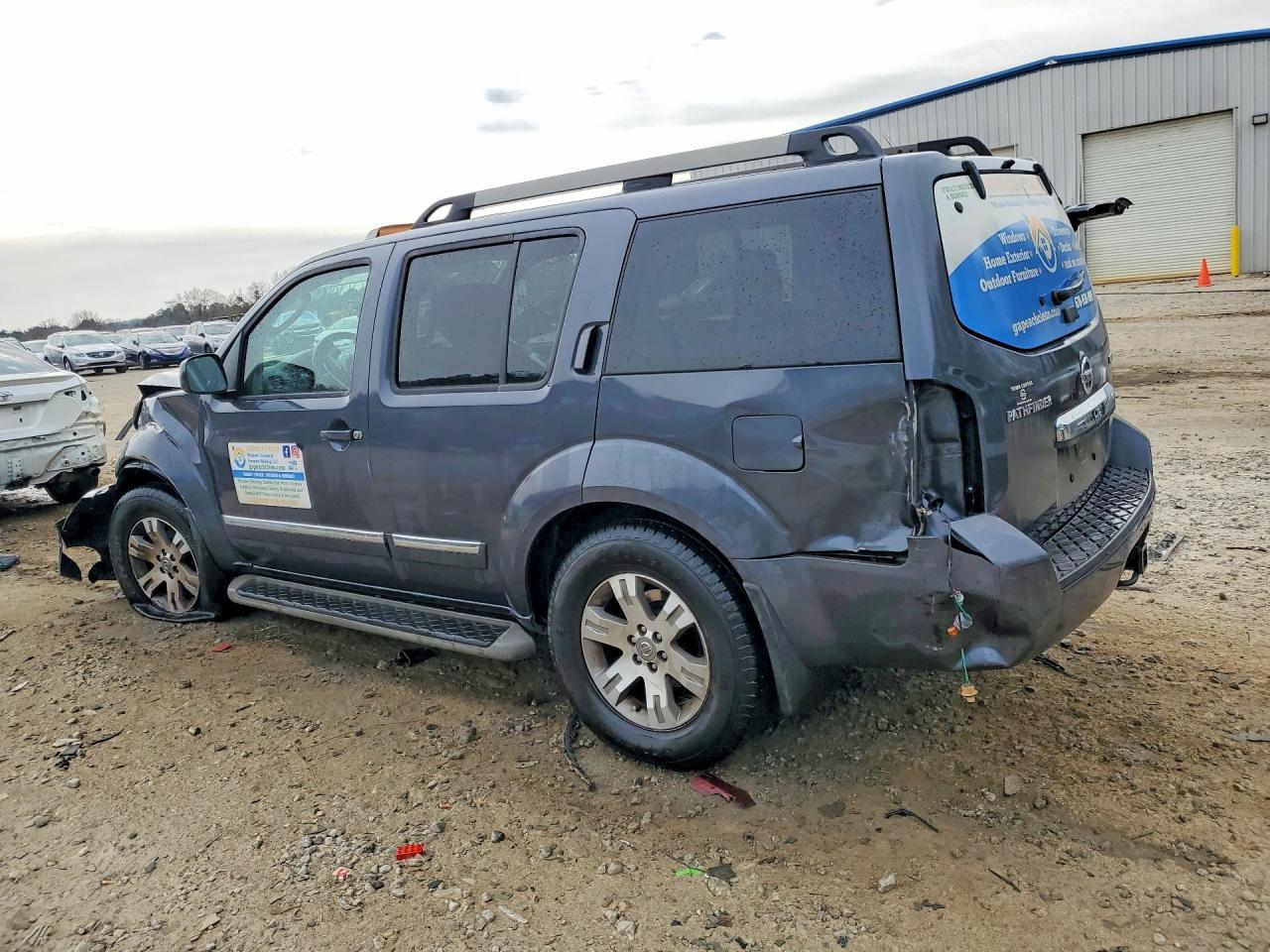 2012 Nissan Pathfinder s