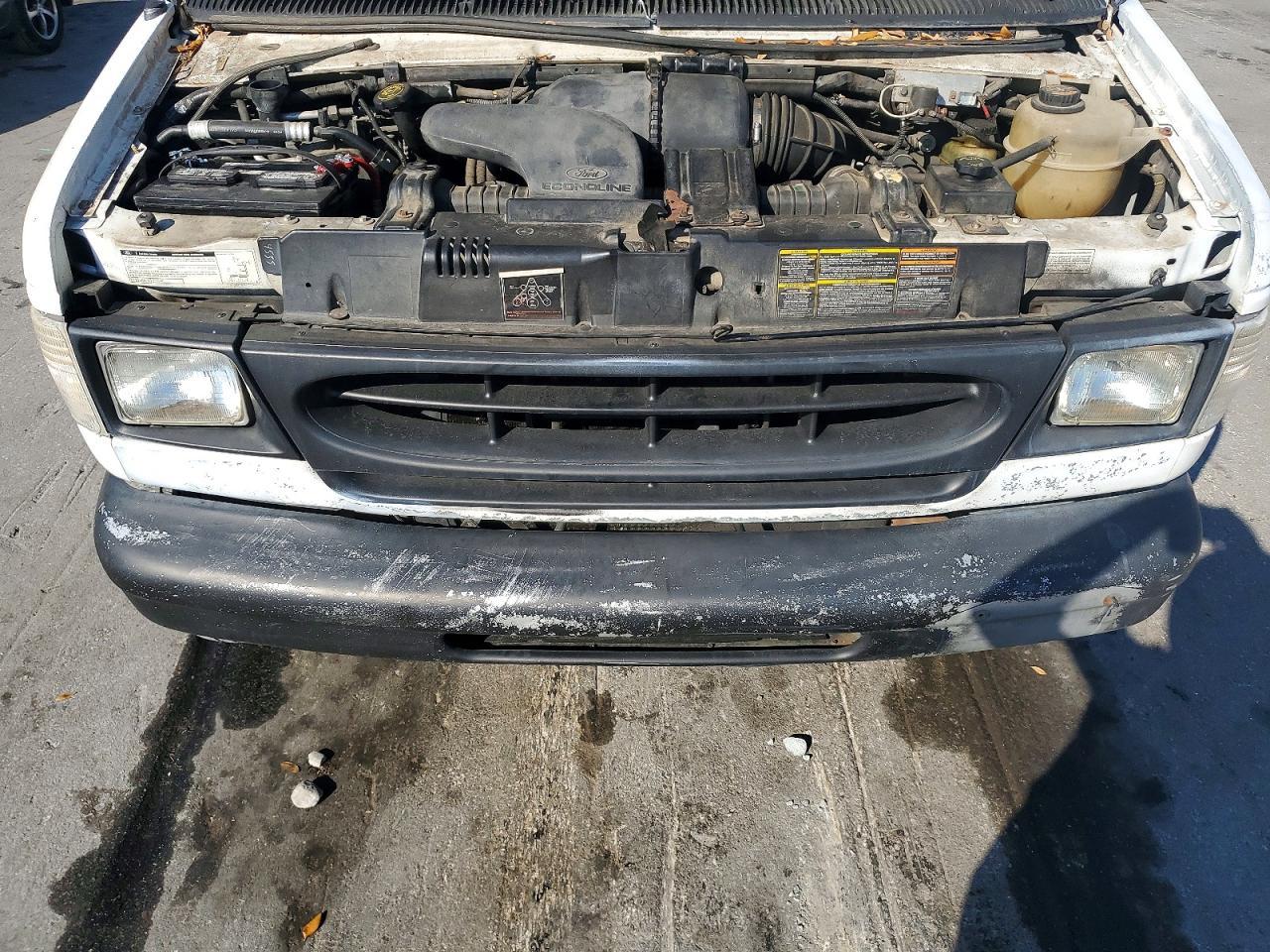 1998 Ford Econoline E350 Super Duty Van