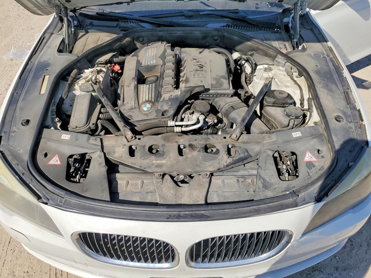 2012 BMW 740 li