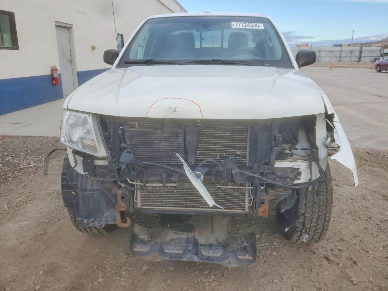 2014 Niss Frontier s