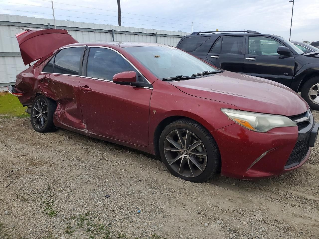 2016 Toyota Camry le