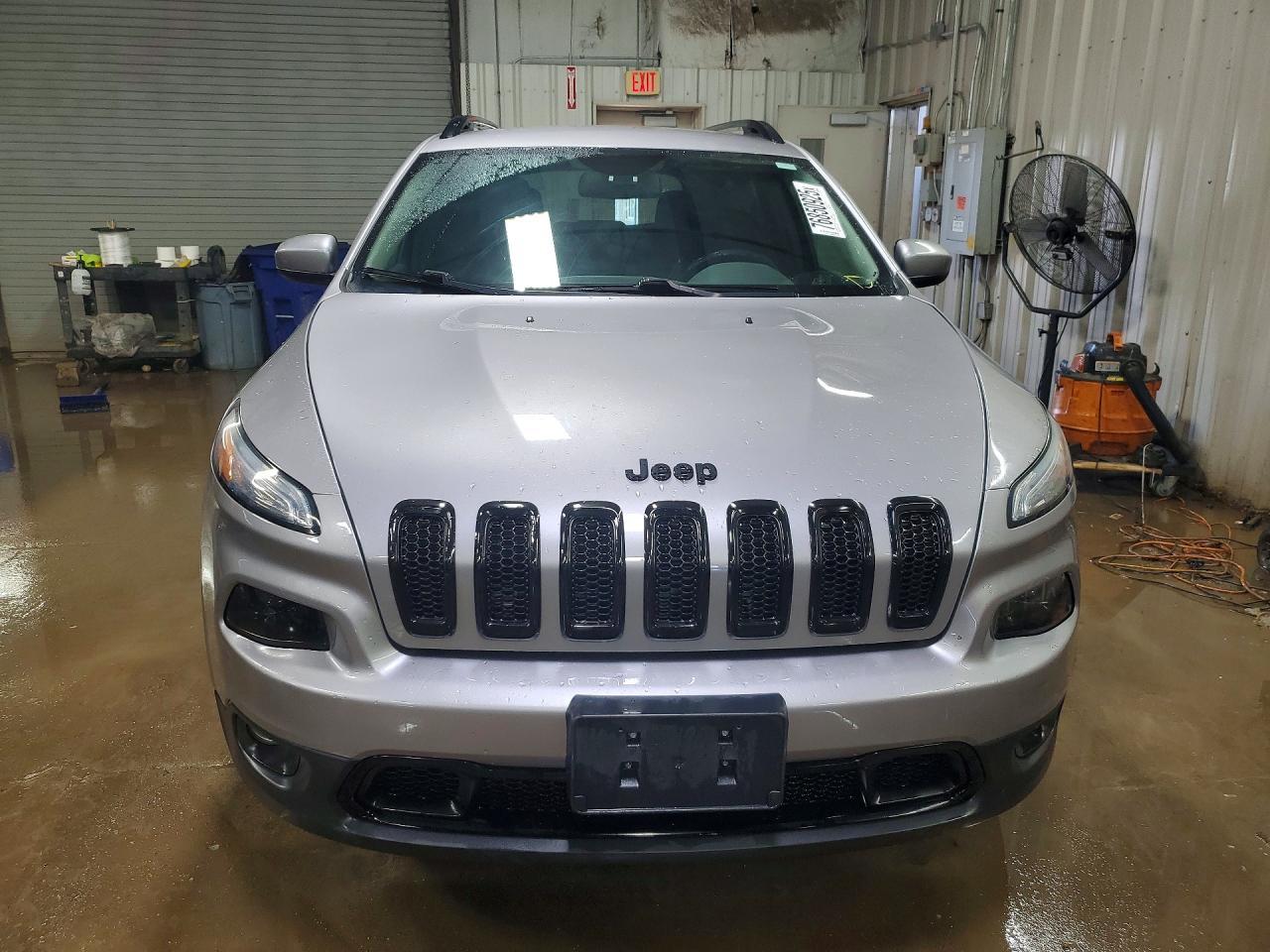2018 Jeep Cherokee Latitude