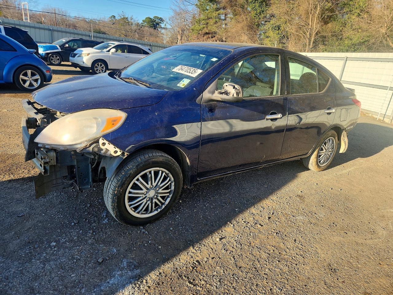 2014 Nissan Versa s