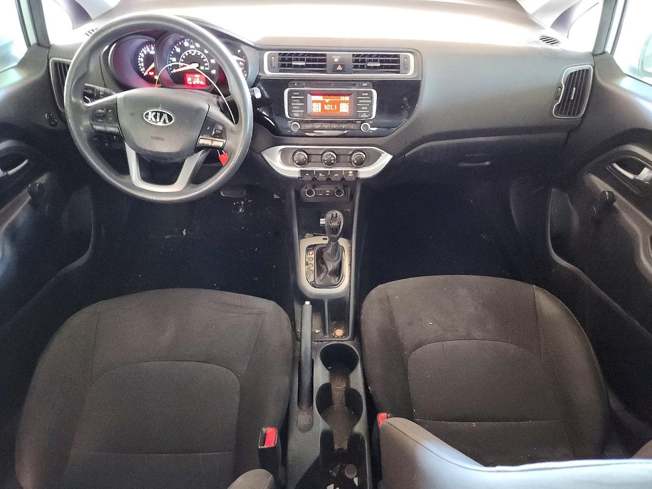 2016 KIA Rio lx