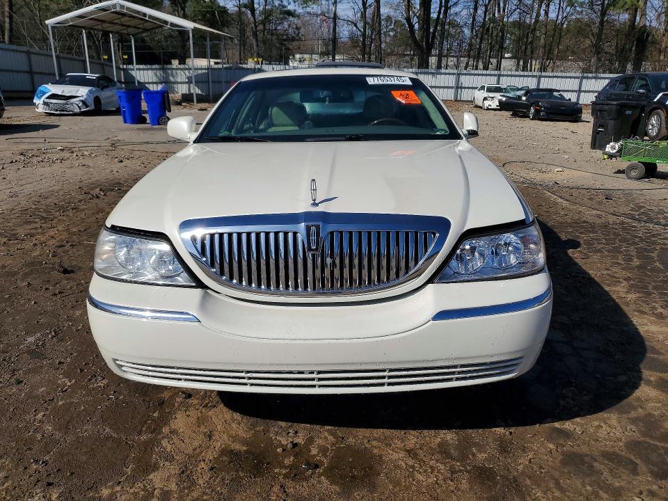 2006 Lincoln 2006 Linc Town car Signature Limited