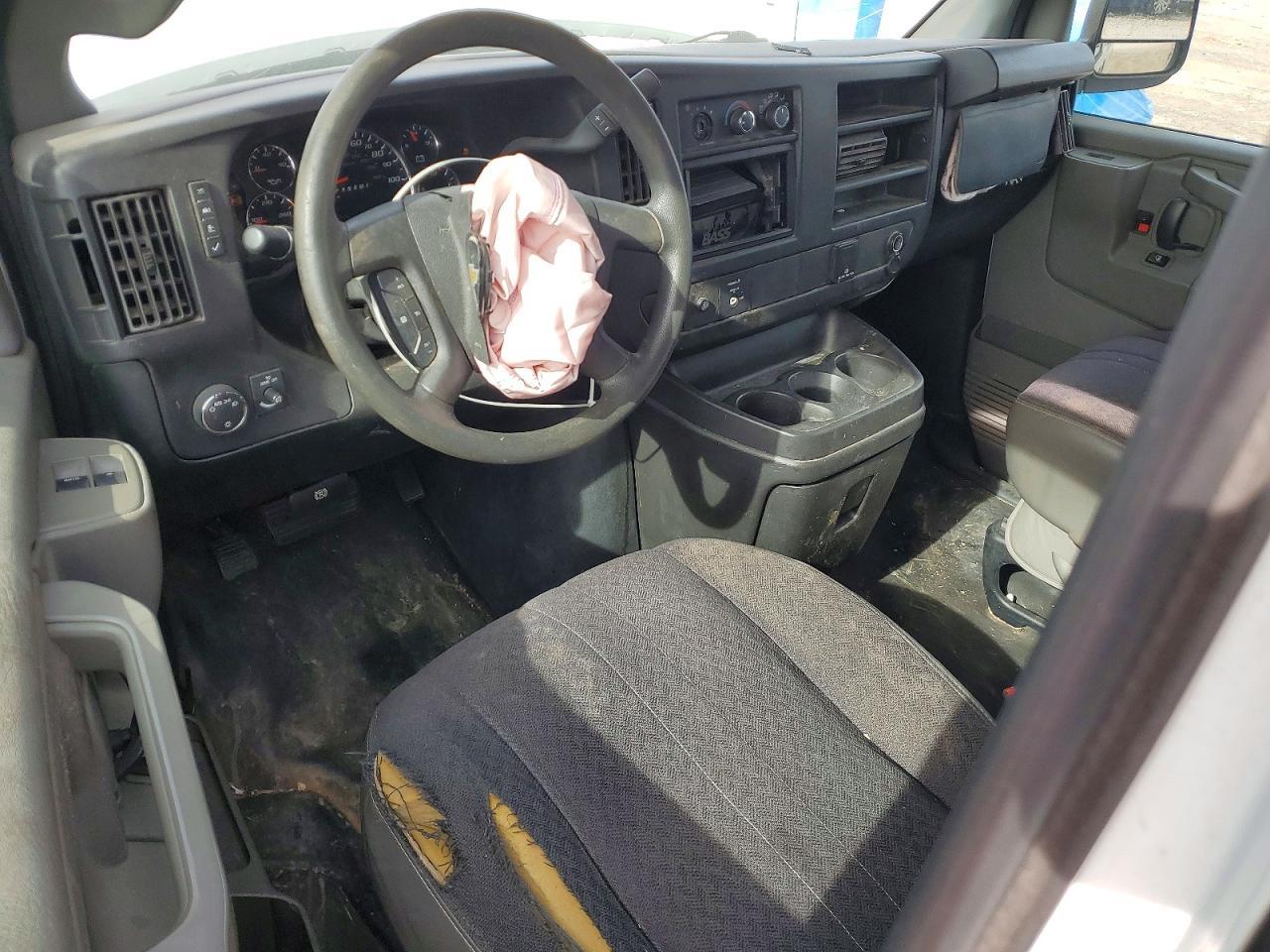 2018 Chevrolet Express 2500 Cargo Delivery Van