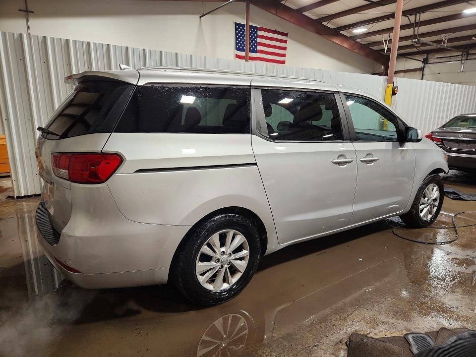 2015 KIA Sedona lx