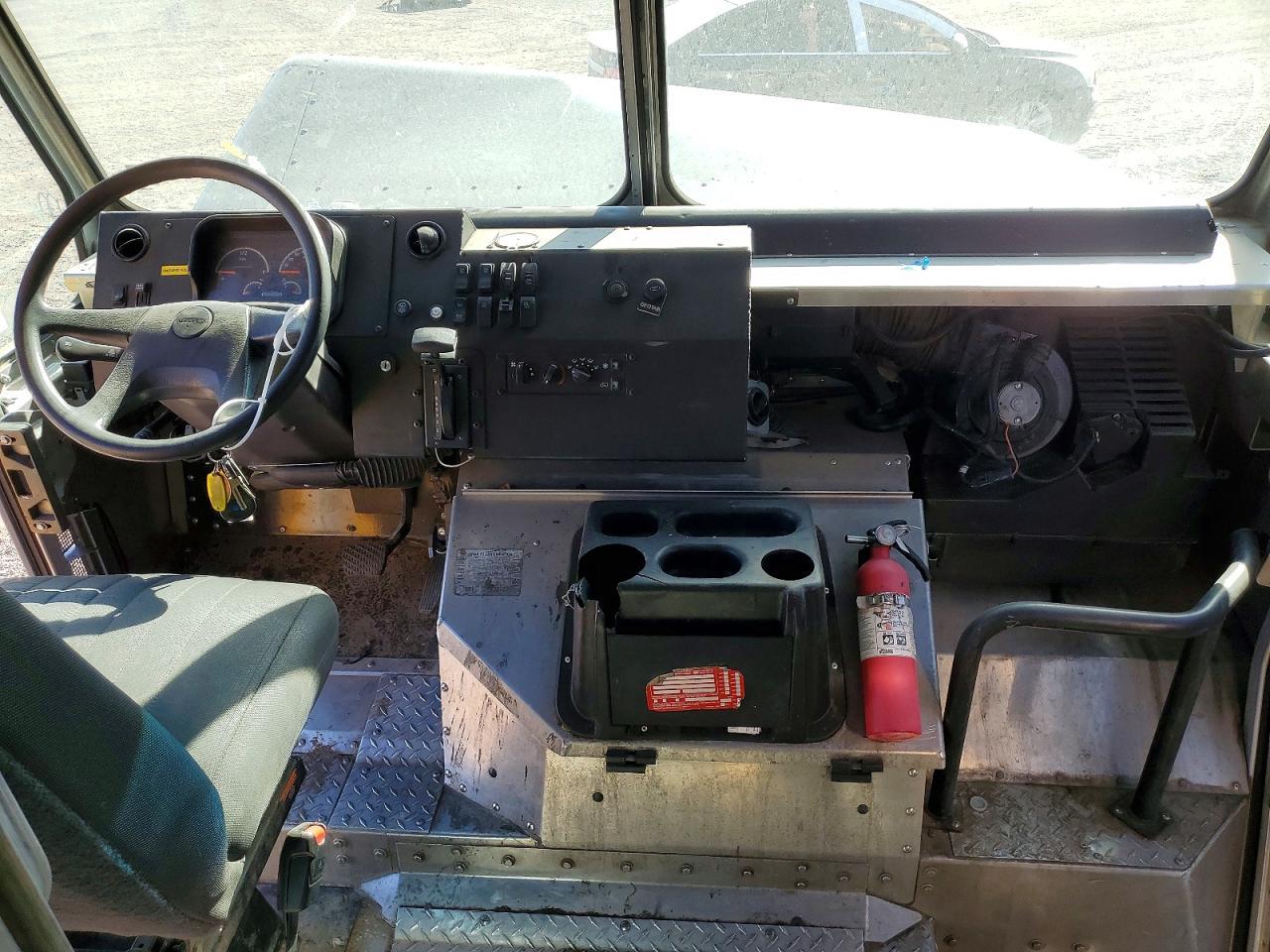 2020 Freigliner 2020 Freightliner MT 45G Delivery Van