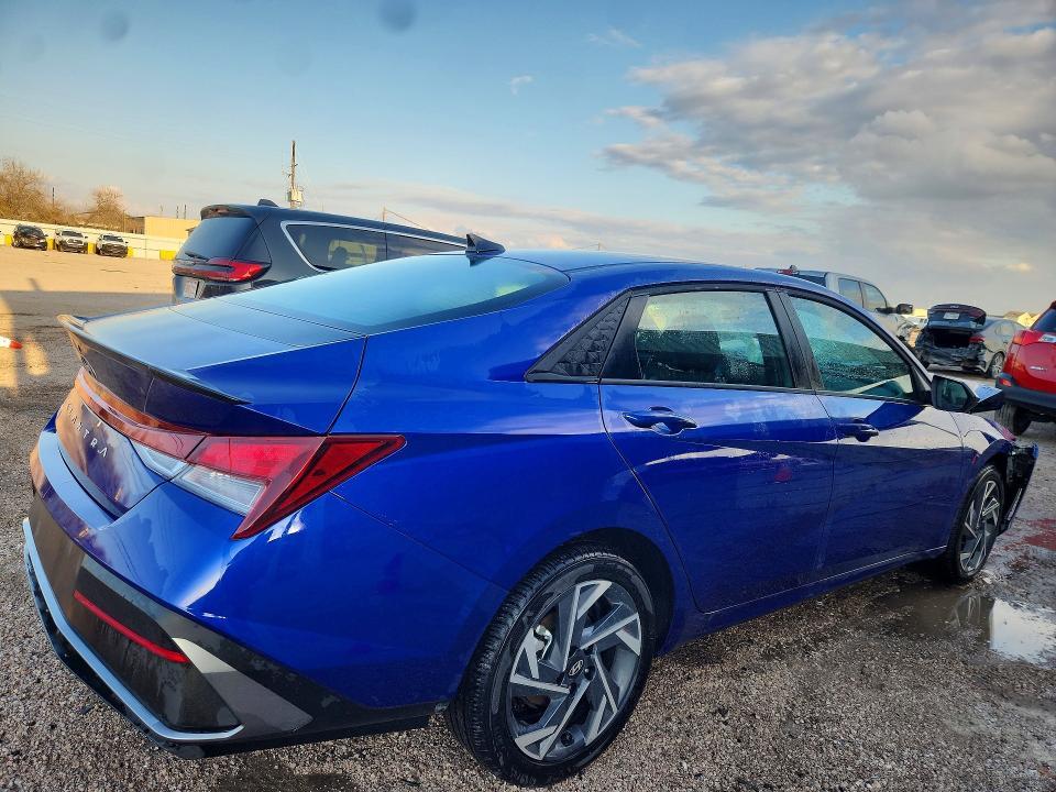 2025 Hyundai Elantra sel Sport