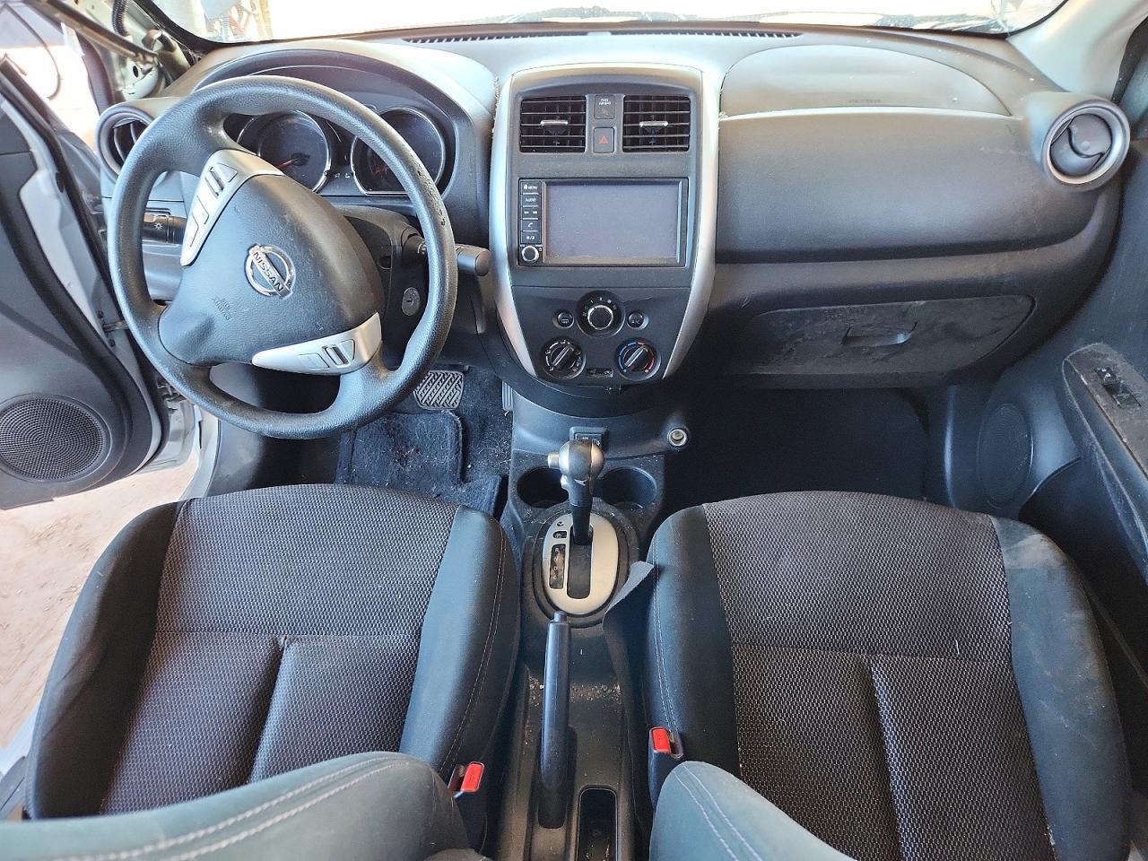 2019 Nissan Versa sv