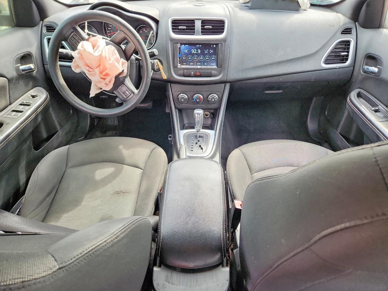 2013 Dodge Avenger se
