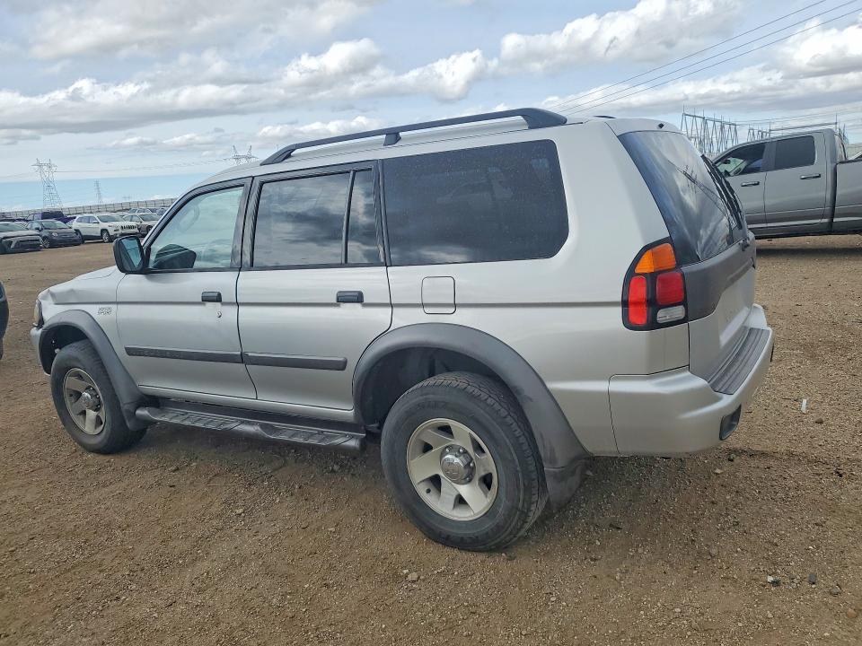 2003 Mitsubishi Montero Sport es