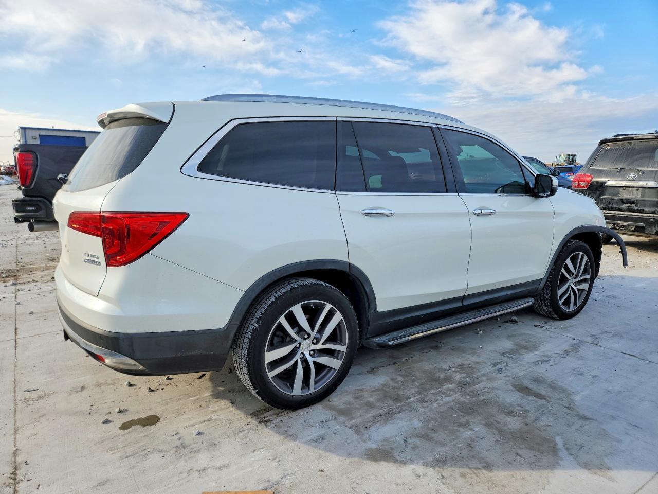 2016 Honda Pilot Elite