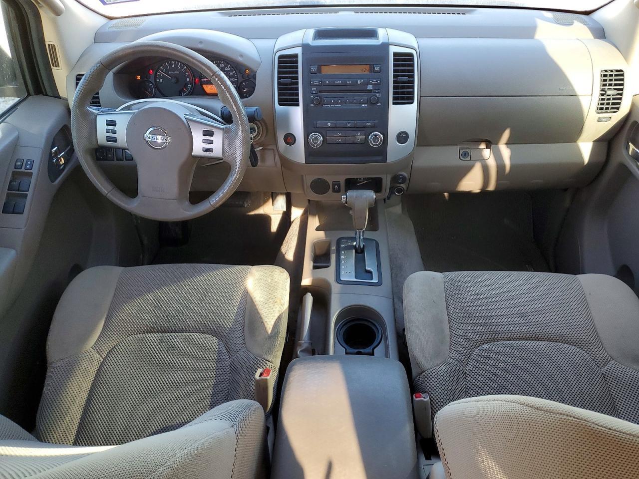 2012 Nissan Frontier s