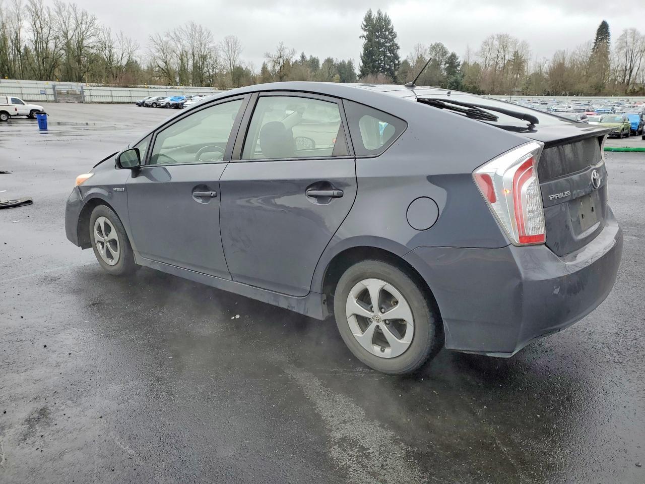 2014 Toyota Prius two
