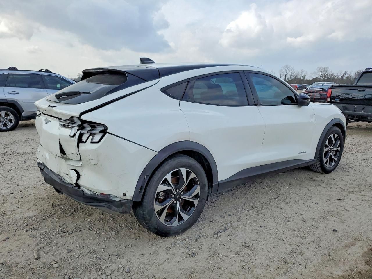 2024 Ford Mustang Mach-e Select